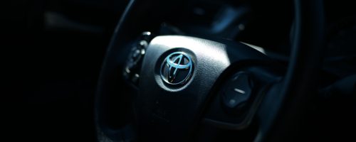 Przegląd składek polis samochodów marki Toyota – ubezpieczenia OC/AC
