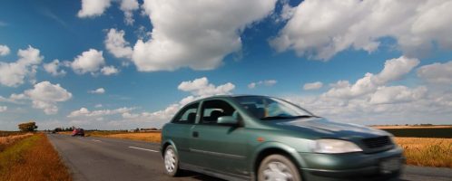 AC dla starego samochodu – kiedy tak, a kiedy nie?