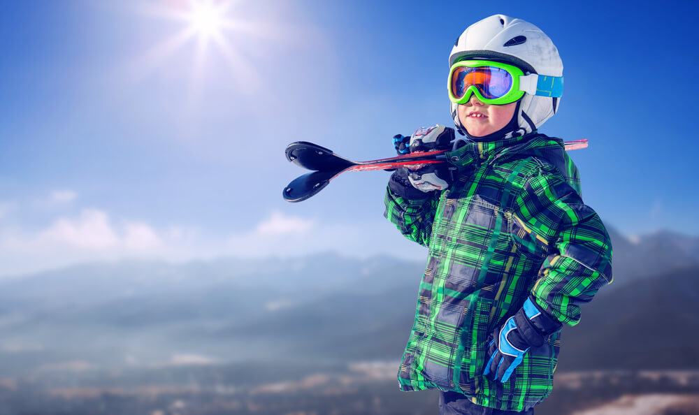 Ubezpieczenie narciarskie dla dziecka – jak je wybrać?