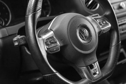 Przegląd składek polis samochodów marki Volkswagen – ubezpieczenia OC/AC
