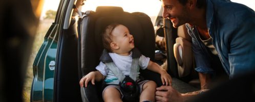 Fotelik samochodowy – przepisy dotyczące mocowania