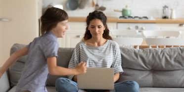 Jak wybrać dobre NNW szkolne?